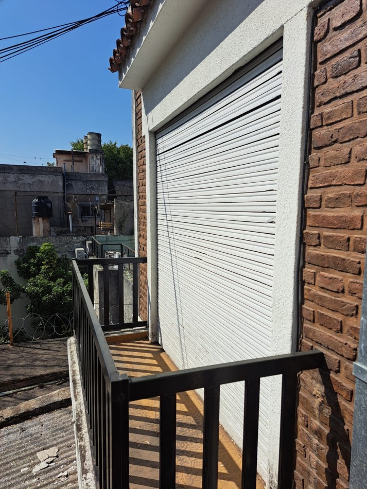 Casa Planta Alta dos dormitorios mas patio con parrillero 